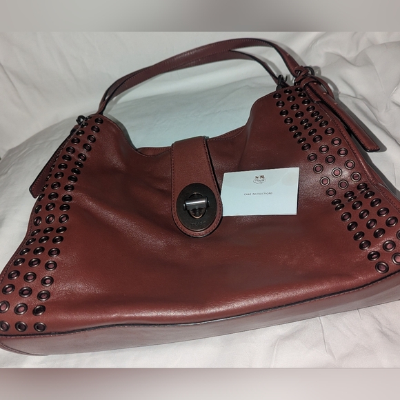 Coach Brown Shoulder Bag - Picture 13 of 16